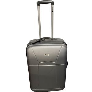 Delsey luggage one of the bigger carry ons hard shell very nice